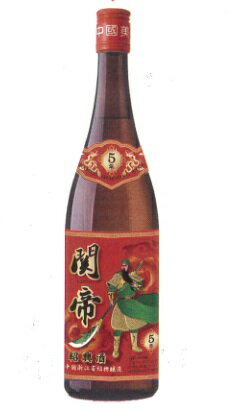 商品名：関帝　5年陳花雕　紹興酒 原材料：糯米、小麦、カラメル色素 内容量：600ml アルコール分：17度　　 原産国：中国 保存方法：直射日光を避け常温保存してください。 飲酒運転ならびに、未成年の飲酒は法律で禁止されています。 ※この商品は数量「1」で12本（1ケース）のご注文となりますのでご注意下さい。