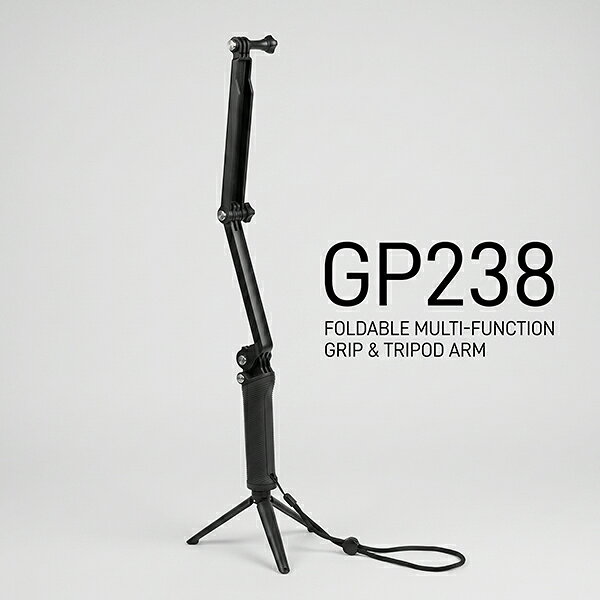GoPro 3-Way 三脚 1本で「グリップ・三脚・延長アーム」の3役！ GoProでの撮影をもっと自由に、もっと便利に。 ■ 3つの使い方を1本に集約 【グリップ】 人間工学に基づいたデザインで、手に持って快適に撮影できます。旅行やアウトドア、スポーツなど、さまざまなシーンで活躍します。 【三脚】 グリップ部分に内蔵された三脚を素早く展開できます。タイムラプス撮影や集合写真など、カメラを固定したいシーンにおすすめです。 【延長アーム】 折り畳み式の延長アームを伸ばせば、自撮りや追い撮り、アクション撮影などに活躍。カメラをより自由な位置から撮影できます。 ■ 最大約49.5cmまで伸長 延長アームを最大まで伸ばすと約49.53cm。折り畳むと約20.32cmになるため、持ち運びにも便利です。 ■ ボールジョイントで自由にアングル調整 ボールジョイントを内蔵しており、マウントの位置を変えずにカメラの角度を調整できます。 カメラを360°回転させることもでき、さまざまなアングルでの撮影をサポートします。 ■ GoPro対応マウント GoProの標準マウントを採用しているため、対応するGoProカメラをさまざまなマウントへ簡単に取り替えられます。 ■ 水中・水上でも使用可能 防水構造を採用しており、水中や水上でのアクティビティにも使用できます。 海やプール、マリンスポーツなど、アクティブなシーンでの撮影にもおすすめです。 ■ こんなシーンにおすすめ ・旅行や観光での記念撮影 ・自撮り、セルフィー撮影 ・スポーツやアクティビティの撮影 ・アウトドア、キャンプ ・スキー、スノーボード ・サイクリング ・追い撮り、アクション撮影 ・タイムラプス撮影 ・集合写真 ・水上・水中での撮影 ■ 製品仕様 商品名：GoPro(ゴープロ) 用　3-WAY 三脚 型番：GP238 最大延長：約50.8cm 折り畳み時：約19cm 機能：グリップ／三脚／延長アーム ボールジョイント：360°回転対応 防水構造：水中・水上で使用可能 ■ セット内容 ・3-Way ・ミニ三脚 ・リストストラップ ※GoProカメラ本体は付属しません。 ※製品の仕様・デザインは予告なく変更される場合があります。 GoPro ゴープロ 3-Way GP238 自撮り棒 セルカ棒 カメラグリップ GoPro 三脚 GoPro アクセサリー GoPro マウント