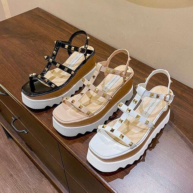 乐天商城 - 厚底サンダル レディース 全3色 スタッズ ウェッジソール オープントゥ アンクルストラップ サンダル 大人可愛い 韓国人気 トレンド 新作 40代 30代 20代