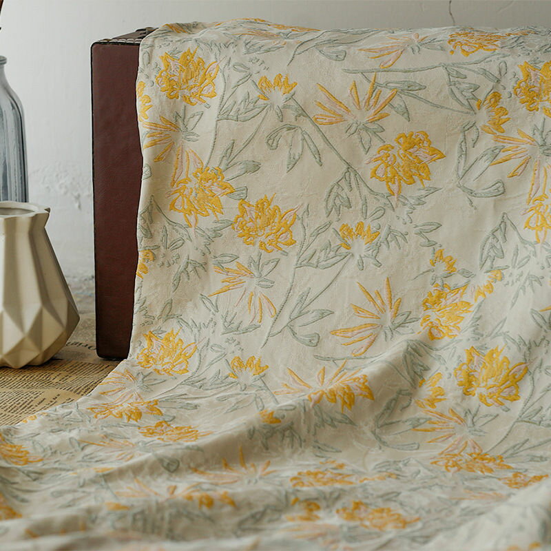 155cm幅 90cm単位 生地 布 布地 きじ ジャカード生地 エンボス生地 色織り 菊柄 花柄 亀背紋 中華風 レッド ホワイト イエロー ピンク