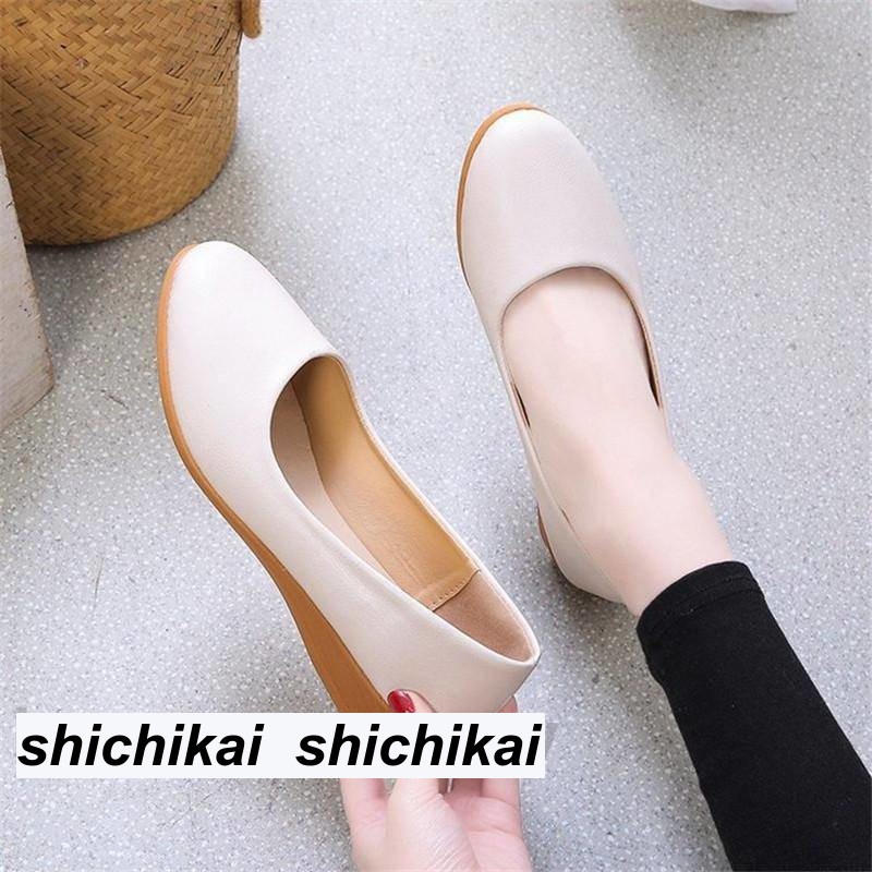 パンプス 痛くない 靴 3.5cm レディース 歩きやすい 走れる ビジネス ローヒール 疲れにくい 柔らかい 黒 幅広 スーツ フォーマル オフィス 冠婚葬祭 結婚式 長時間 仕事 通勤 疲れない showcase-10007657 Show Case 楽天市場店 サンプル画像2
