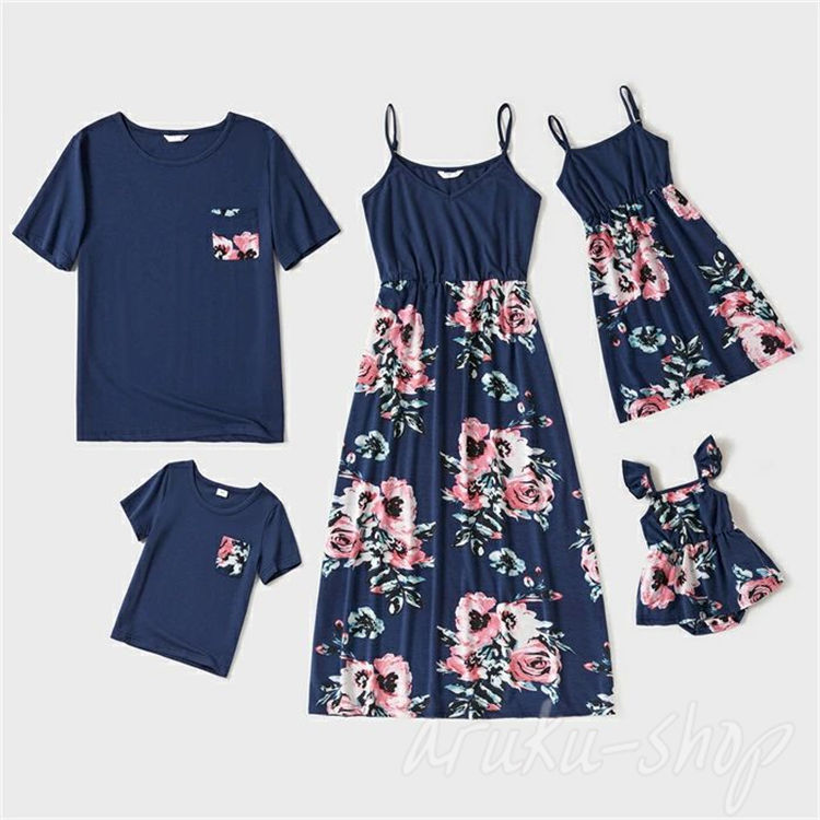 おしゃれな親子ペアルックTシャツ。着心地の良い柔らかい素材を使用ています。カジュアルなファッションにピッタリのアイテムです。大人から子どもまでサイズ展開があり、センスを感じる親子お揃いコーデにおすすめの1枚になっています。出産祝いや誕生日プレゼントなど、贈り物にも最適です♪家族揃いで幸せ感倍増!家族旅行、撮影、運動会、結婚記念日、誕生日、お祭り、イベント、お出かけなど様々なシーンで大活躍。備考▼色味の強い製品によっては他の衣類などに色移りする場合もございますので、速やかに(脱水、乾燥等)するようにお願いいたします。▼生地の特性上、やや匂いが強く感じられるものもございます。数日のご使用や陰干しなどで気になる匂いはほとんど感じられなくなります。家族 ペアルック Tシャツ 親子 親子 ブラック ネイビー girlbaby(3-6M) girlbaby(6-9M) girlbaby(9-12M) girlbaby(12-18M) girlkids(2Y) girlkids(3-4Y) girlkids(4-5Y) girlkids(6-7Y) girlkids(8-9Y) boykids(2Y) boykids(3-4Y) boykids(4-5Y) boykids(6-7Y) ママ-S ママ-M ママ-L ママ-XL パパ-M パパ-L パパ-XL