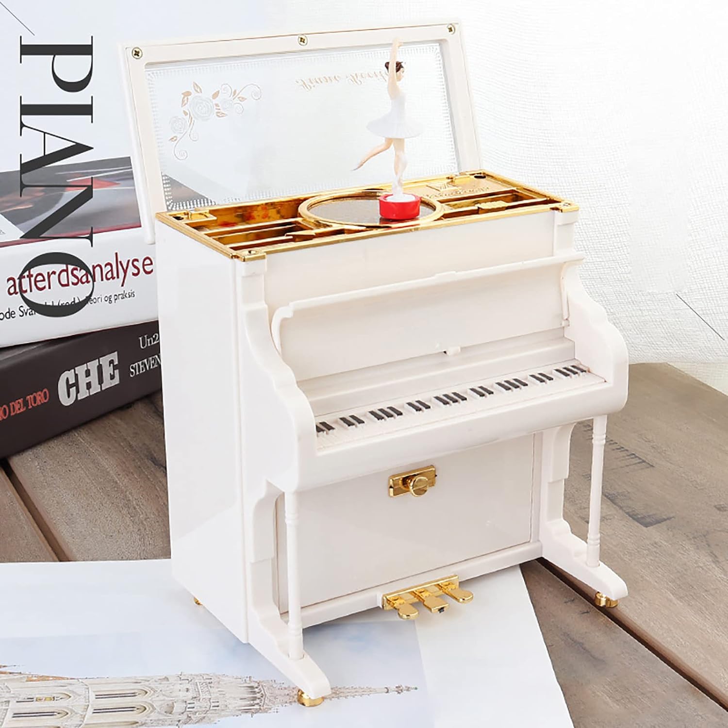 【3点15%offクーポン配布中！ 【バレリーナ回転オルゴール】おしゃれでかわいいピアノ型ミュージックボックス 高品質ムーブメント搭載 ギフトにもぴったり♪ 優雅に踊るバレエ人形付き インテリアにも最適な癒しのオルゴール プレゼントに◎ 3