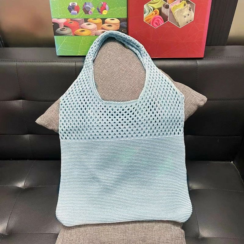 全店2点5%OFF【送料無料】トートバッグ ニット レディース 女性 婦人 鞄 バッグ カバン ショルダー 肩掛け 手提げ 編みバッグ 大容量 メッシュ シンプル カジュアル お洒落 買い物 普段使い お出掛け 使いやすい