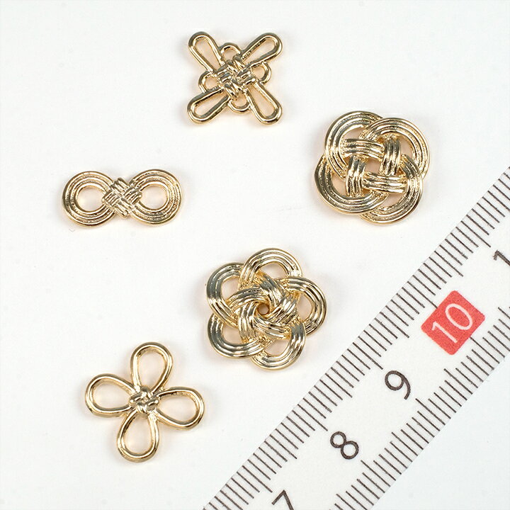 CraftCafe メタルチャーム 飾り結び ゴールド 1個入り | アクセサリー パーツ 金具...