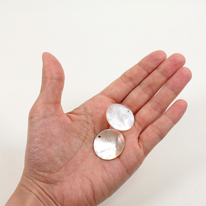 【在庫限り】シェルパーツ 丸 1穴 25mm 1ヶ | ビーズ パーツ シェル 貝 丸 ラウン...