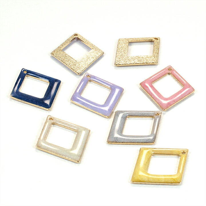 【在庫限り】メタルエポ 四角くりぬきサンディング 1穴 ゴールド 24×19mm 2ヶ  メタル パーツ アクセサリー エポ 樹脂 チャーム 材料 エポパーツ 金属チャーム
