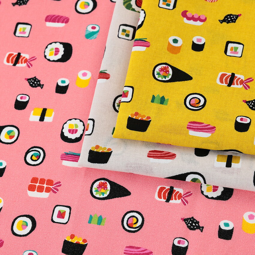 モダンだ和 おすし シーチング 50cm単位｜切売り 切り売り 生地 布 布地 コットン100％ 和風 和調 和柄 日本 和テイスト ジャパニーズ 薄手 薄地 お寿司 食べ物 手巻き寿司 のり巻き 握り寿司のサムネイル