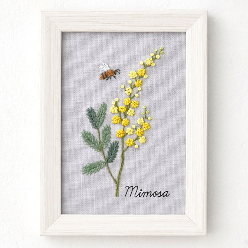 青木和子 12か月の刺繍手帖 ミモザ フレーム付き