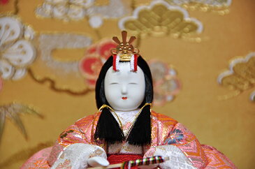 雛人形 ひな人形 お雛様 おひなさま かわいい 手作り 2019年 新作 秀光 限定品 送料無料 コンパクト ミニ 初節句 ひな祭り 木目込 一秀 十五人 15人 段 3段 収納 毛氈 男雛 女雛 狛犬 こま犬 買得 お得 人気 ランキング P84402