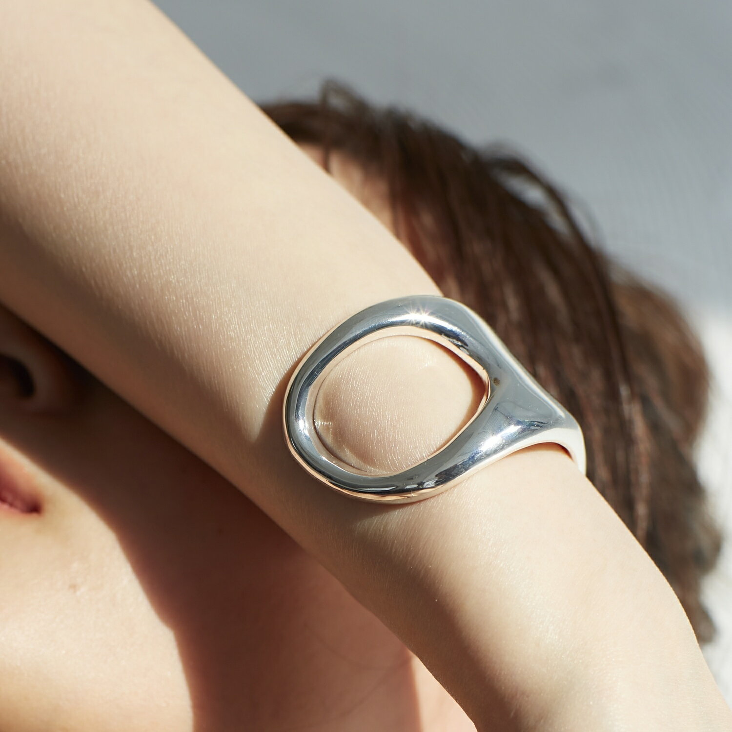 【Nothing And Others/ナッシングアンドアザーズ】Sidehole Bangle バングル【シンプル ブレスレット 重ね着け 秋 ボリューム 合...