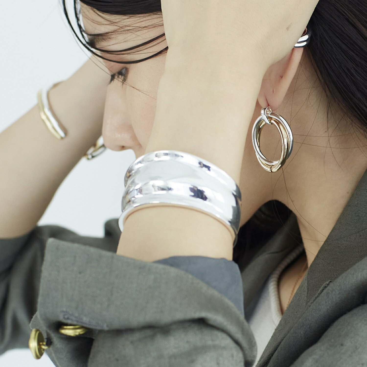 【Nothing And Others/ナッシングアンドアザーズ】Curve Point Bangle バングル【シンプル ブレスレット 重ね着け 秋 ボリュー...