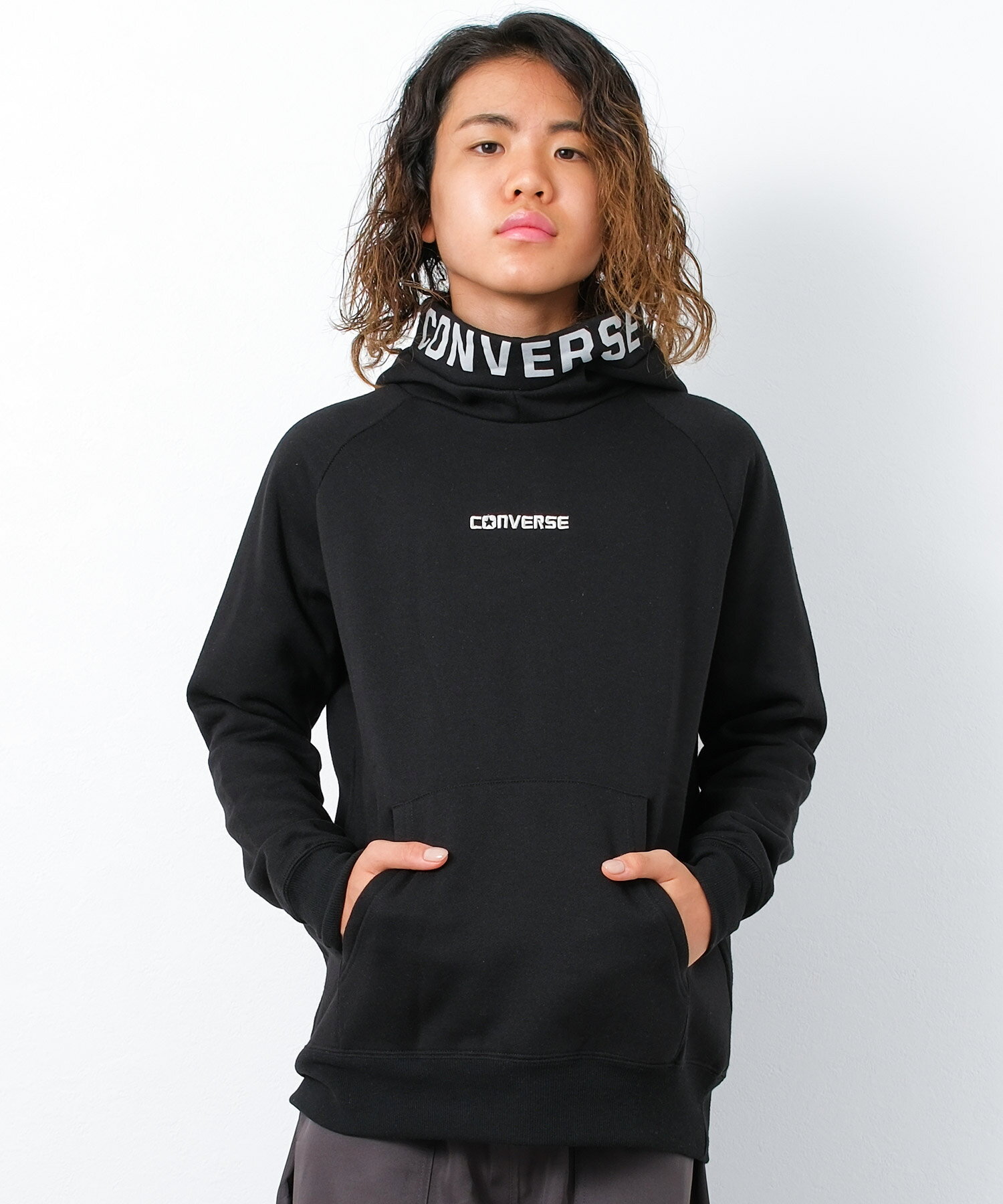 【メール便不可】CONVERSE 別注フードプリントフーディー トップス あったか ゆっ...