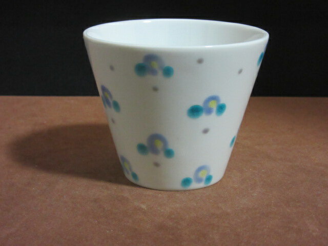 【九谷焼】　フリーカップ( ビアカップ 冷酒グラス カップ 焼酎カップ) 小花 (青）