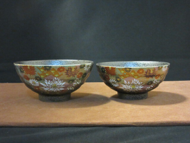 【九谷焼】　組飯碗（ご飯茶碗,夫婦茶碗,ペア 茶碗,お茶碗）　金花詰