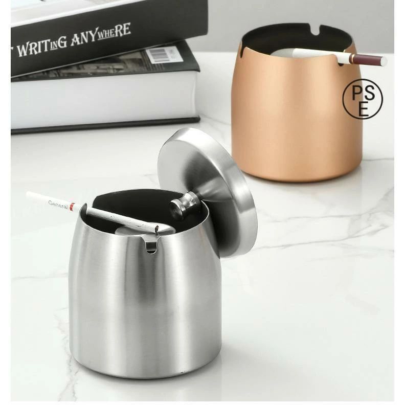 【全品2点で5%OFF】灰皿 蓋つき アッシュトレイ 金属製 電子タバコ 煙草 火消し台付 吸い殻入れ 丸型 円柱 10 7.5cm 室内 車載 店舗 シンプル スタイリッシ