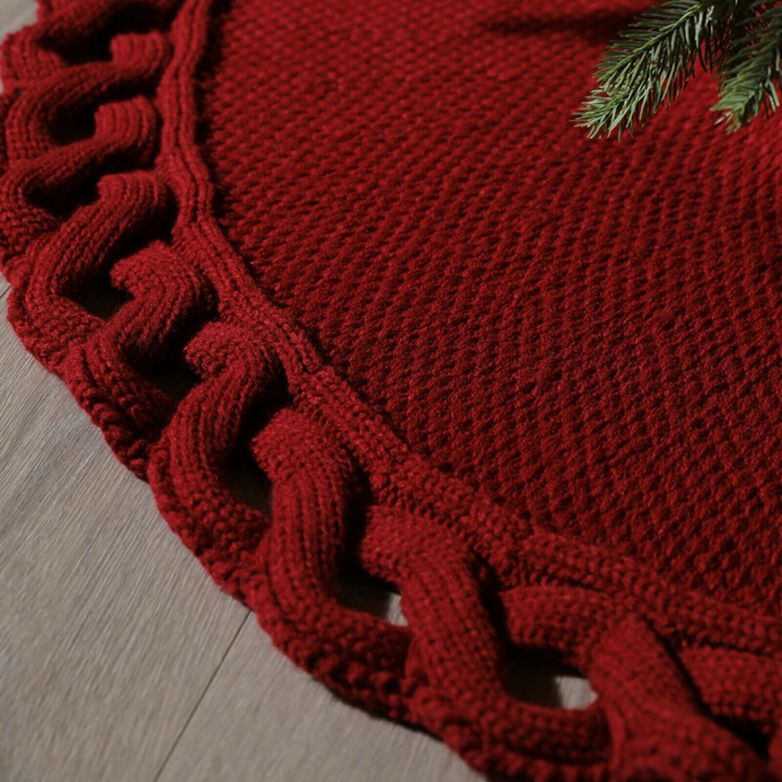 ツリースカート クリスマスツリースカート 北欧 編地 足元カバー ニット 直径122cm 足元スカート おしゃれ クリスマスツリー 足元隠し 立体飾り 下敷物 下周り 足元かくし パーティー オーナメント インテリア 雰囲気 クリスマス飾り 装飾 レッド ホワイト おしゃれ