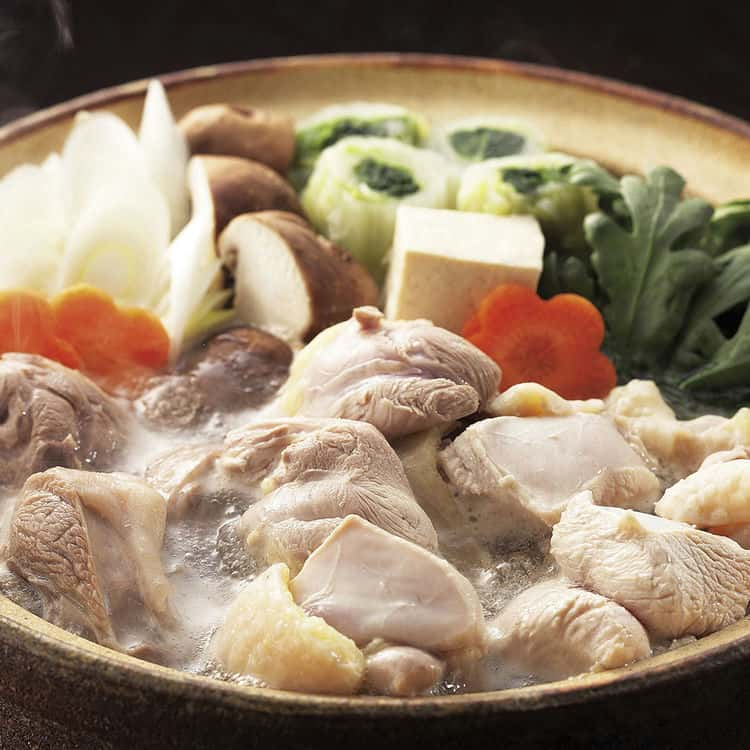 【スーパーSALE 10%OFF！】熊本 大阿蘇鶏 水炊き＆焼肉セット モモ水炊き用・焼肉用 各500gx2 ムネ水炊き用・焼肉用 各500gx2 計2kg 阿蘇の雄大な大自然の恵みをうけた熊本で 大切に育てられた大阿蘇どりは 風味豊かな銘柄鶏 お歳暮 お中元 ご進物 ギフト ※離島は配送不可