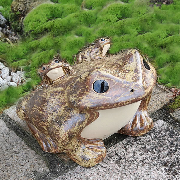 信楽焼 20号蛙 縁起物カエル 陶器蛙 やきもの 陶器 しがらきやき 蛙 陶器かえる 信楽焼カエル かえる 庭 カエル やきもの 金運 しがらき ka-0008
