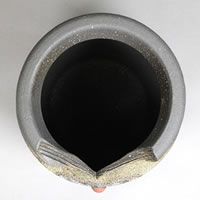 信楽焼 和風 おしゃれ 茶ふくろう彫壷型傘立て 玄関 インテリア 陶器 かさたて 陶器 傘立て 傘たて つぼ ツボ しがらき 傘入れ アンブレラスタンド カサタテ 新築祝 開店祝 kt-0276 [2]