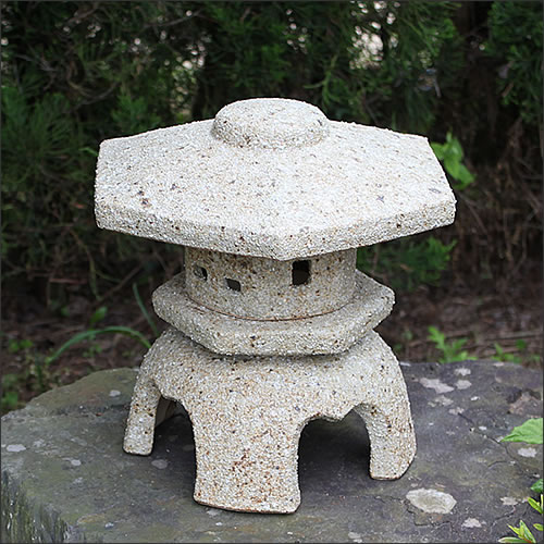 楽天市場】石 灯籠(エクステリア・ガーデンファニチャー|花 楽天市場】石 灯籠(エクステリア・ガーデンファニチャー|花