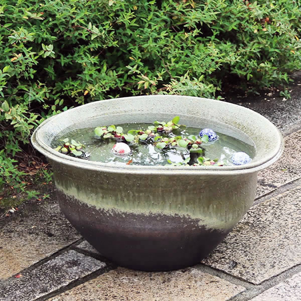 信楽焼 植木鉢 和風 鉢 おしゃれ 25号古陶手ひねり水鉢 すいれん鉢 メダカ鉢 金魚鉢にも最適 陶器スイレン鉢 睡蓮鉢 陶器スイレン鉢 ハス鉢 はす鉢 めだか鉢 鉢 陶器 水連鉢 水鉢 睡蓮鉢 き睡蓮鉢 手水鉢 Su 0080 信楽焼き専門店 陶器工房しがらき 送料無料 信楽焼