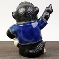 信楽焼 和風 おしゃれ サッカー狸 オス たぬき 開運 縁起物 タヌキ 陶器 置物 しがらきやき 焼き物 狸 商売繁盛 家内安全 金運 ta-0262 [3]