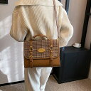 トートバッグ レディース プ ショルダーバッグ バックパック 通勤バッグ 4way 鞄 レディース 斜めがけバッグ 斜め掛けバッグ 大容量 大きめ 肩掛け 通勤バッグ 通学 軽量 軽い 4way puバッグ 長さ調整可能 自立(1ヶ)(4)