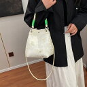 ショルダーバッグ 小さめ 斜め掛けバッグ レディース 軽量 軽い 2wayバッグ きれいめ ハンドバッグ 大容量 可愛い 斜めがけ 実用的(1ヶ)