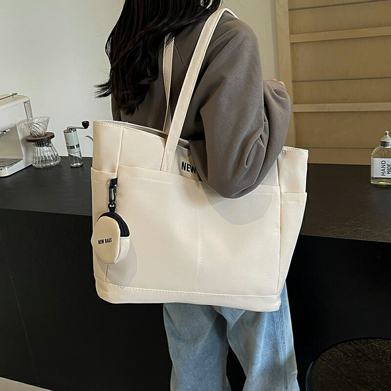 トートバッグ エコバッグ レディース キャンバス ワンショルダートートバッグ バケツバッグ 肩掛け 無地 大容量 カジュアル かわいい 手持ち 通勤バッグ(1ヶ)