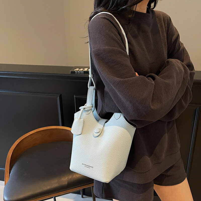 Rakuten - バケツバッグ レディースバック 斜め掛けバッグ 斜めがけバッグ PUレザー ショルダーバック 小さめ かばん バッグ かわいい カジュアル 大人 通勤（1ヶ）