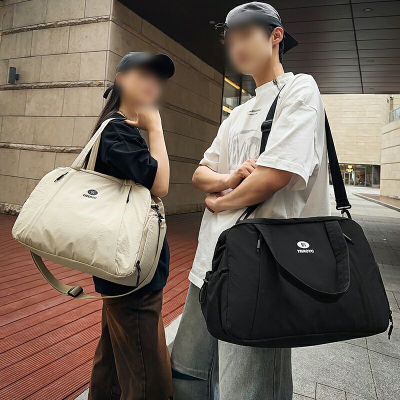 Rakuten - ボストンバッグ シューズ収納 修学旅行 大容量 スポーツバッグ ハンドバッグ レディース メンズ 旅行バッグ 軽量 大きめ 修学旅行 出張 運動 防水（1ヶ）