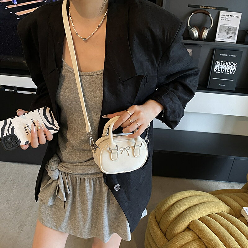 軽い 斜め掛けバッグ 手提げバッグ