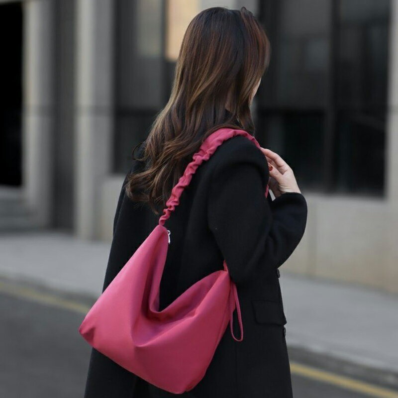 ショルダーバッグ レディース 軽量 軽い ナイロンバッグ トートバッグ マザーズバッグ レディース 通勤 通学 サブバッグ 肩掛け 斜め掛け シンプル 収納力（1ヶ）