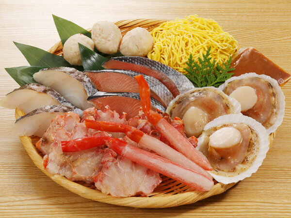 送料無料北海道産紅ずわいがに入り海鮮鍋セット（3～4人前）期間限定：11月～2月
