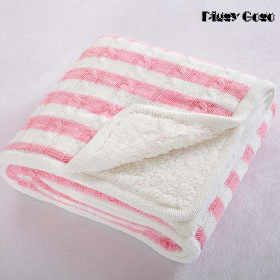 3WAY ひざ掛け ブランケット 毛布 ボーダー柄 あったか 裏ボア おしゃれ かわいい 膝掛け ひざかけ オ..