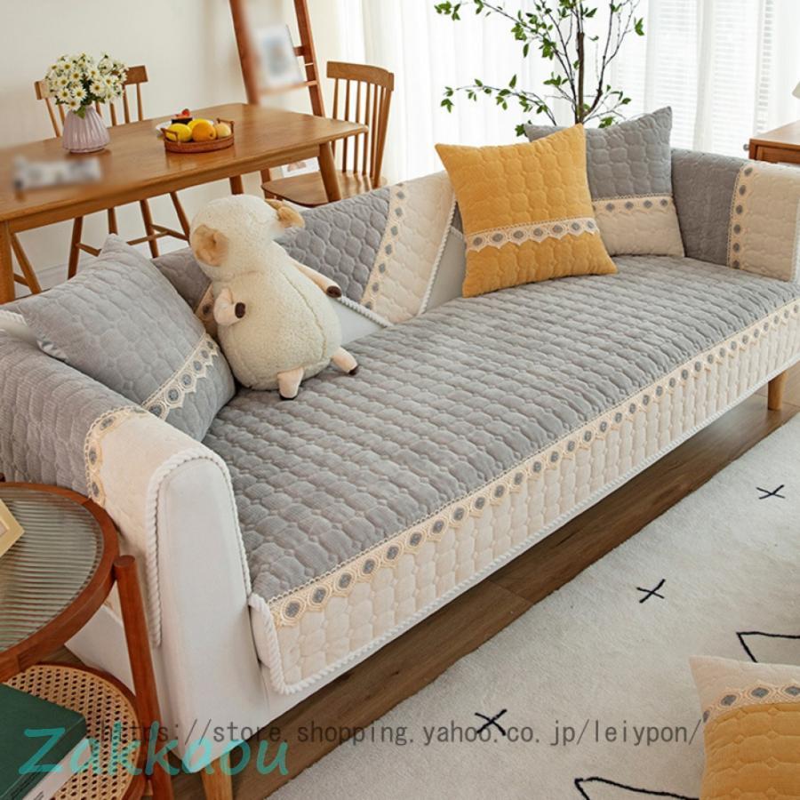 ※ご 注 意：ソファーカバー1枚の販売となります。ソファー、抱き枕、クッション等は含めていません。 ▼本製品の特徴： 繰り返し洗える、 肌に優しい、通気性の良い、丈夫です。厚手、防寒、防虫、防ダニ、抗菌、防カビ、部屋の雰囲気は簡単に変わります。 簡単な幾何学の図案で、人に静かで快適な感じを与えて、ほどんとの内装風格に適用します。お洒落な北欧風のマルチカバー。ソファーカバーやベッドカバー、チェアーカバーなど、様々な用途にお使いいただけます。この「特別な一枚」は、何気ない日常をもっと素敵でオシャレな毎日にしてくれます。★キーワードソファーカバー 3人掛けソファー ラグマット 2.5人掛け 4人掛け 5人掛け 肘付き 肘あり 肘なし かけるだけ 公園 レジャーシート アウトドア 快適 ポップ 枕カバー ジオメトリ マルチカバー 北欧風 欧米風 田舎風 宮廷風 プリンセス風 西海岸 カフェ風 洋風 エスニック風 ヨーロッパ風 森ガール 花柄 正方形柄 お洒落 シンプル ピアノカバー ピクニック ベッドカバー