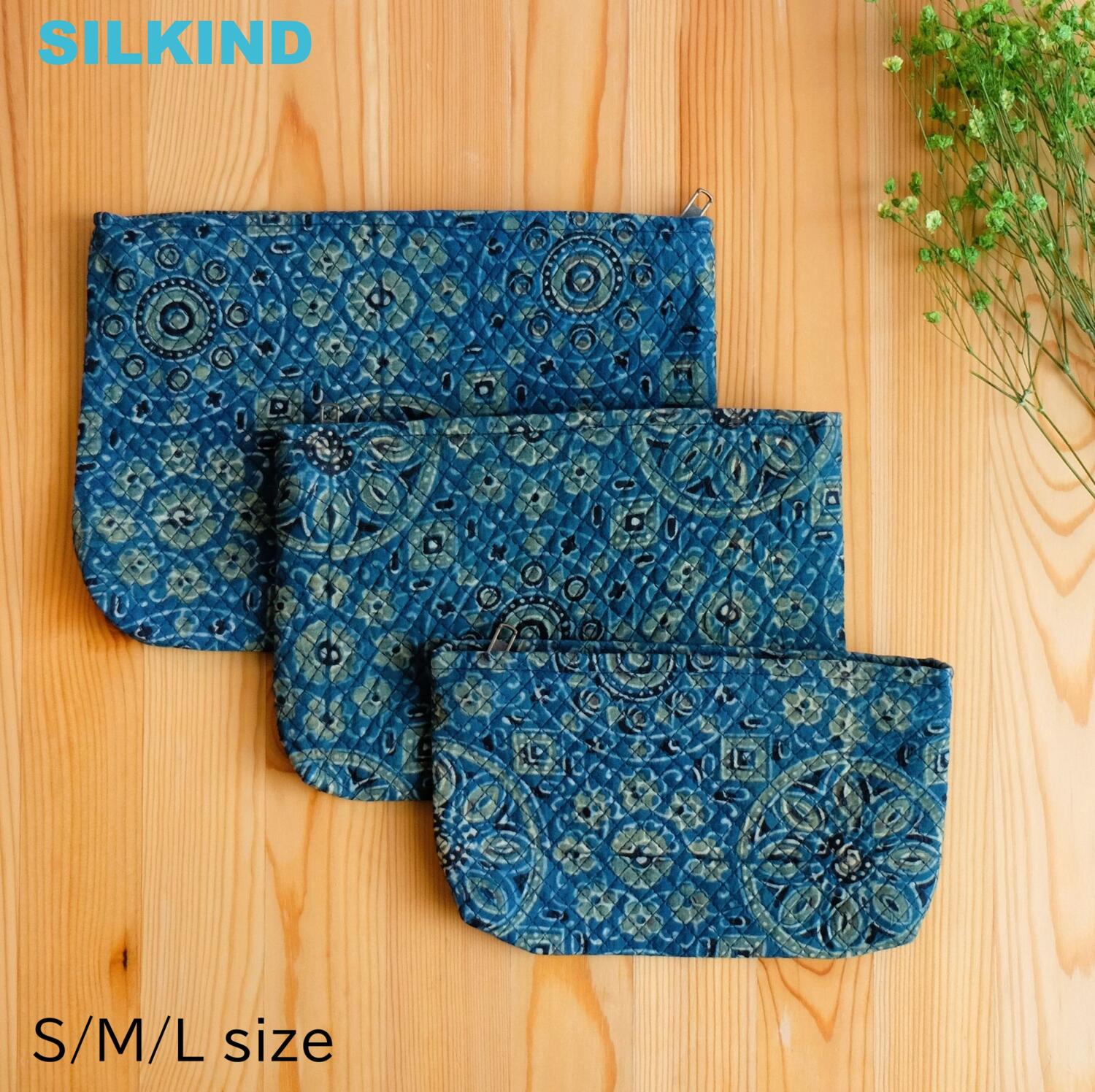 ポーチ インド綿 ブロックプリント アジュラック ターコイズ×紋章おしゃれ かわいい ポーチ 小物入れ ..