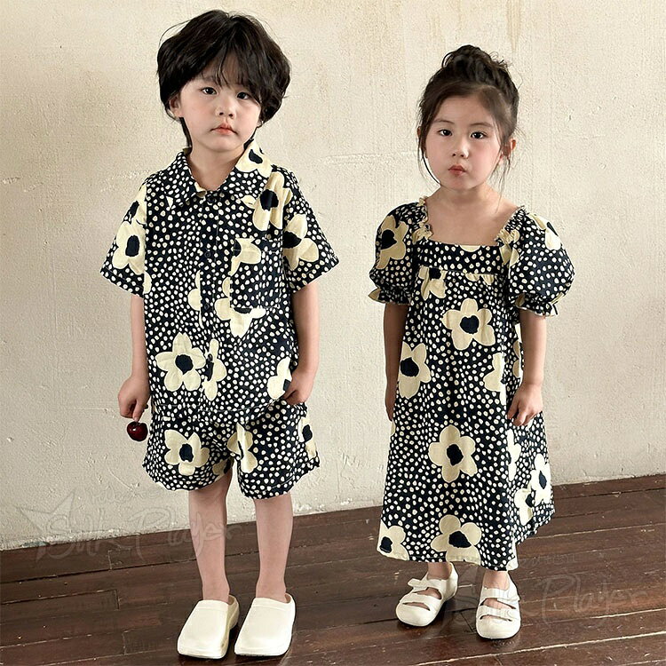 リンクコーデ 兄妹 お揃い 子供服 黒花柄 セットアップ 姉弟 コーデ 上下セット 半...