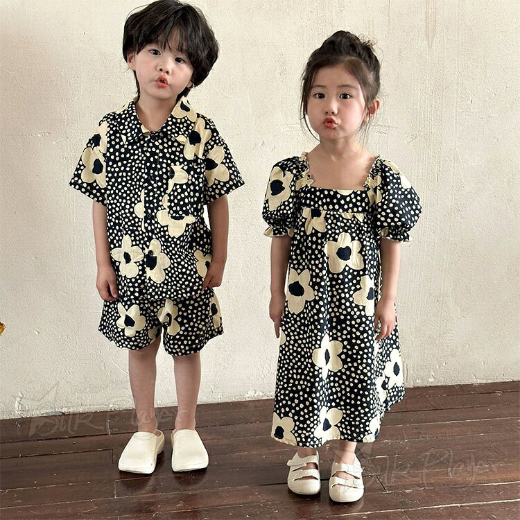 リンクコーデ 兄妹 お揃い 子供服 黒花柄 セットアップ 姉弟 コーデ 上下セット 半...