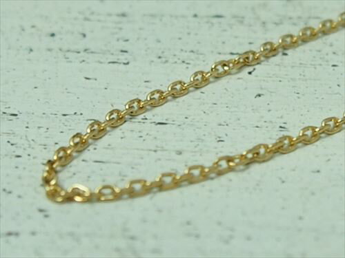 シルバー あずきチェーン 幅 　約1.0mm 長さ 　45cm 素材 スターリングシルバー(チェーン)18金(コーティング) 留め具の形状 　引き輪型※仕入れの状況により引き輪型になる場合がございます。 ご確認は、商品問い合わせボタンからど...