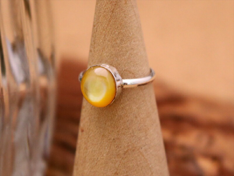 インディアンジュエリー ズニ族 マザーオブパール イエローシェル インレイ リング 1号 ネイティブ アメリカン シルバー アクセサリー レディース メンズ ジ...