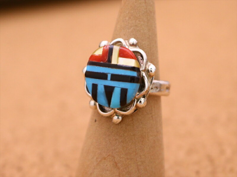 インディアンジュエリー ズニ族 Andrick Dewa ( アンドリック・デワ ) 作 リング インレイ サンフェイス 11.5号 ネイティブ アメリカン シ...