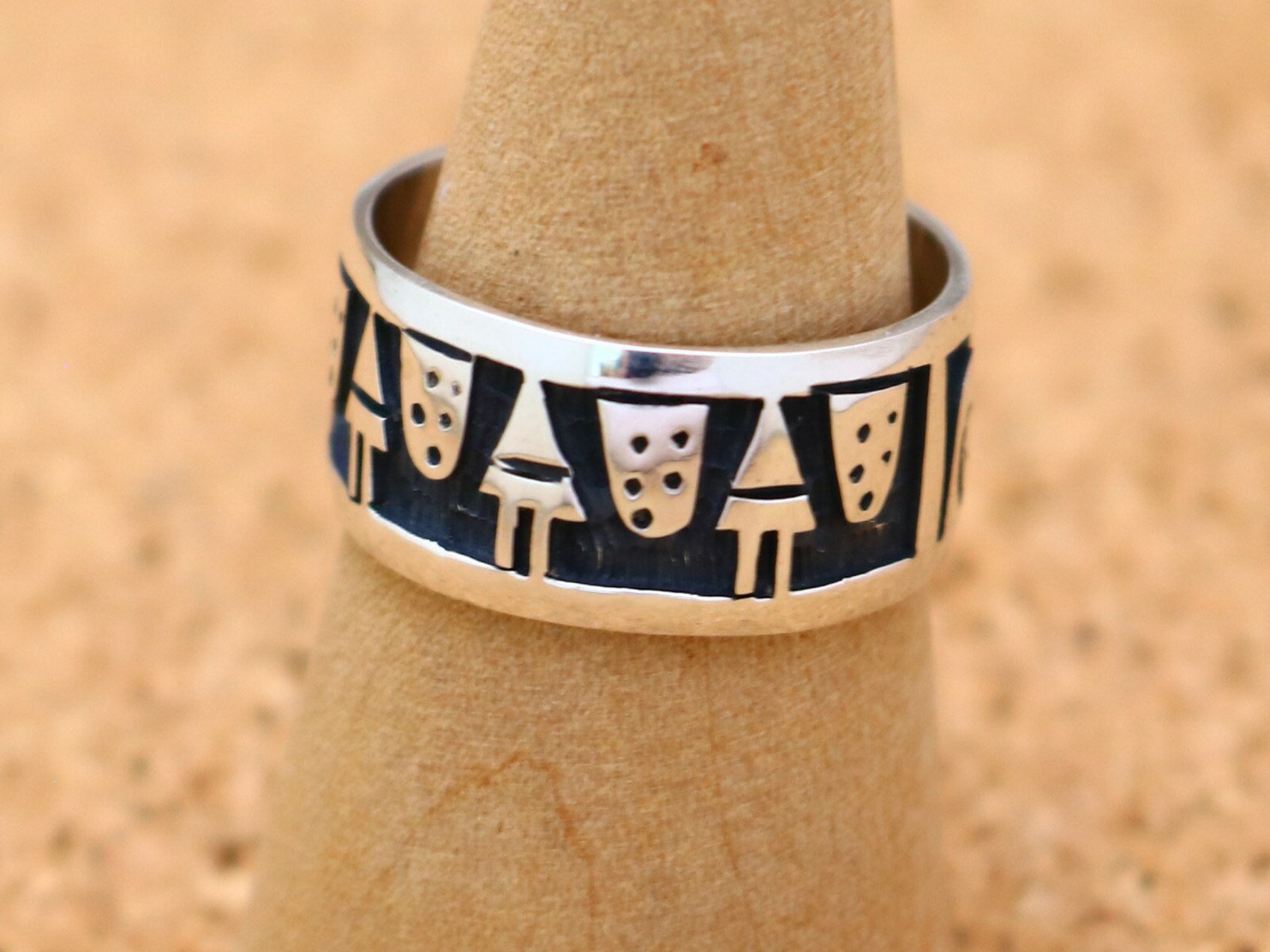 インディアンジュエリー ホピ族 Willis Humeyestewa (ウィリス・フメイェステワ) 作 ティピー ウォーター モチーフ リング 21号 オーバーレイ ネイティブ アメリカン シルバー アクセサリー ジュエリー メンズ ギフト プレゼント