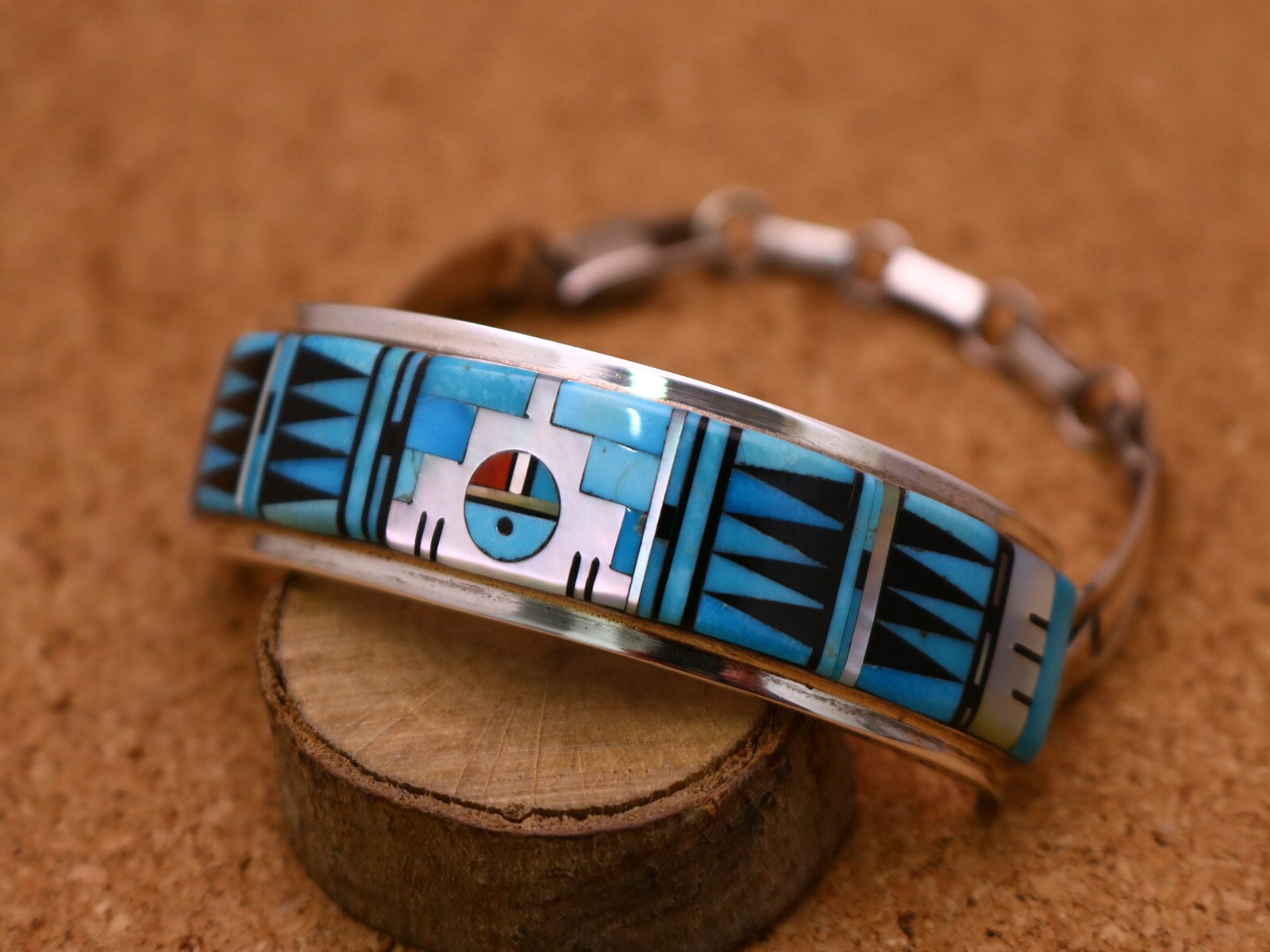 インディアンジュエリー ズニ族 Raylan&Patty Edaakie(レイラン&パティ エダーキー ) 作 サンフェイス ..