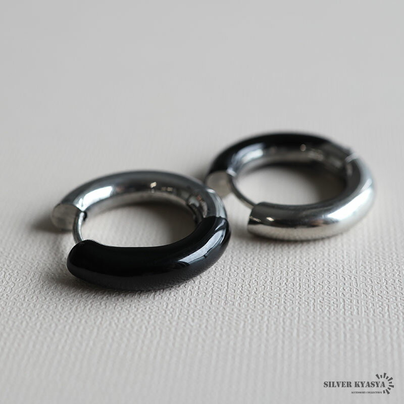 ＼スーパーSALE 10%OFF 2,200円→1,980円 ／ステンレス シンプルピアス ワイドピアス 大ぶりピアス 両耳2点セット シルバー ブラック フープピアス ドーナツ 丸み 高品質 高性能 人気 トレンド 流行り お洒落 おしゃれ 金属アレルギー対応