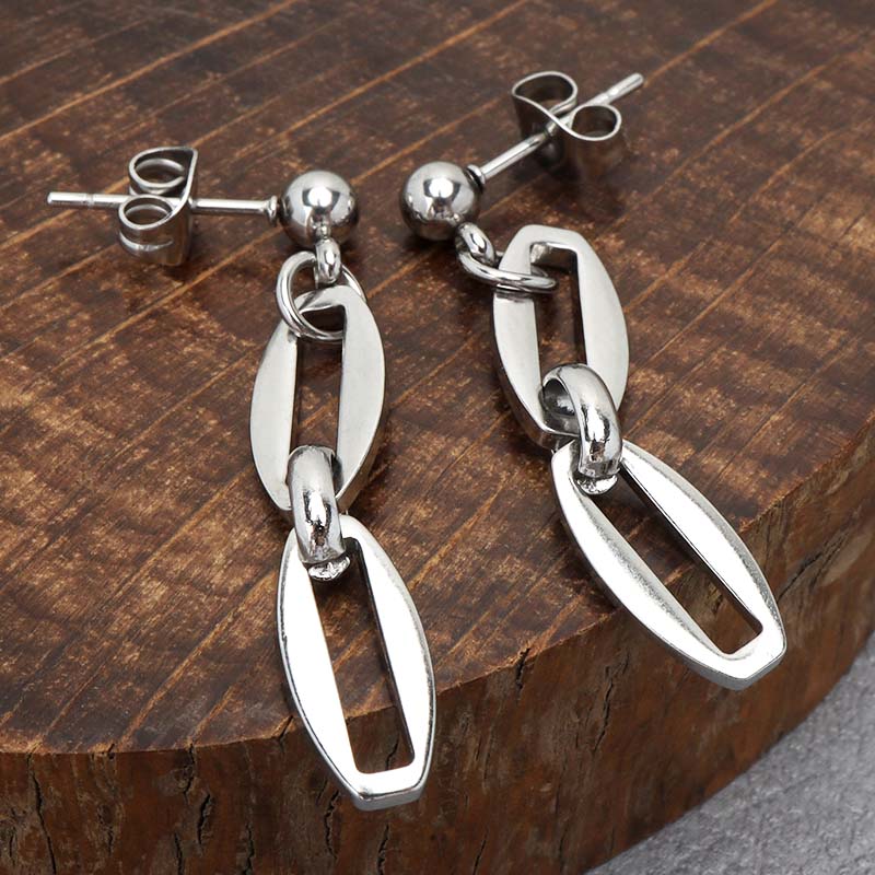 ステンレス素材 ドロップピアス シルバー silver レディース チェーンピアス 揺れる オーバル 3連 リンクチェーン シンプル 金属アレルギーフリー 両耳