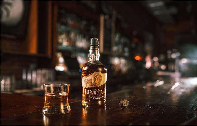 明治屋 バッファロー トレース 750ml 1本