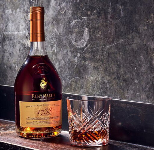 REMY MARTIN (レミーマルタン) 1738 アコード・ロワイヤル 700ml 1本