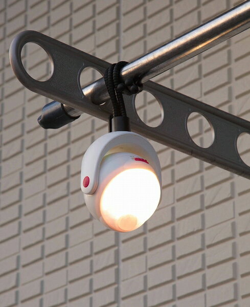 調色調光 LED どこでも センサーライト自動点灯 人感センサー 防雨 屋外防犯対策 車庫 物置 夜間 ライトエコ マグネット